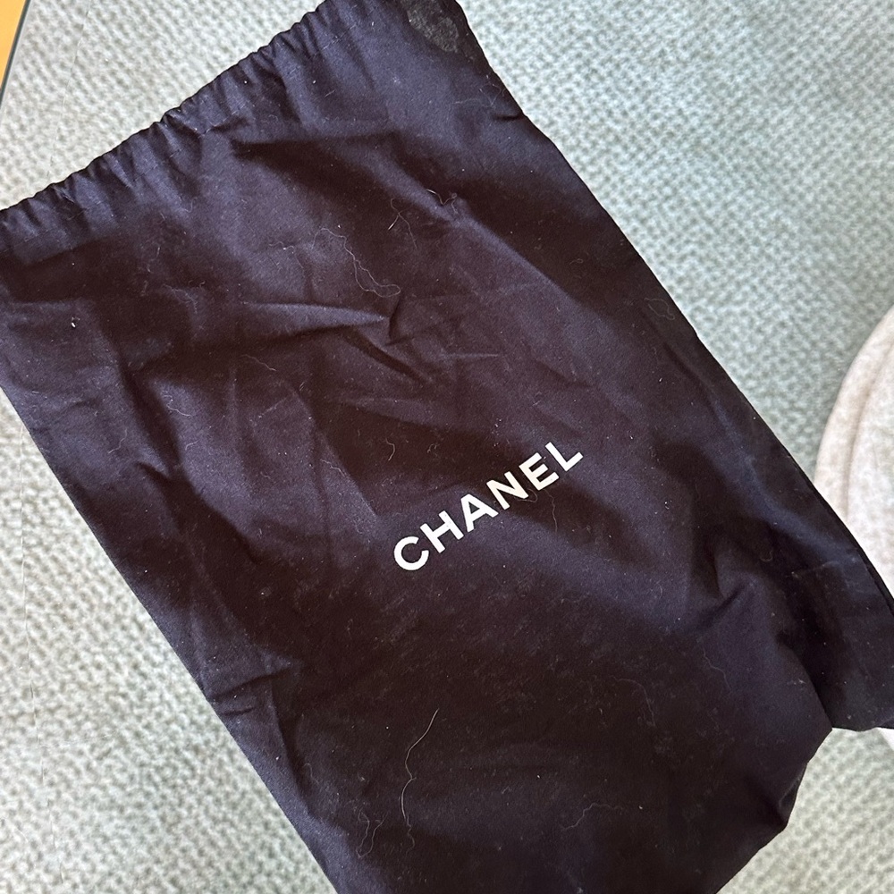 Chanel Mary Jane block heels 2019 - Picture 6 of 14